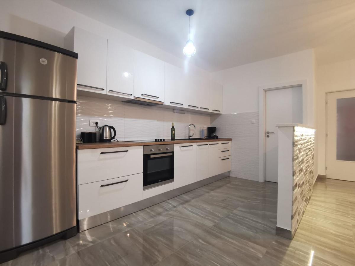 Mariva Apartments Lopar Exterior foto